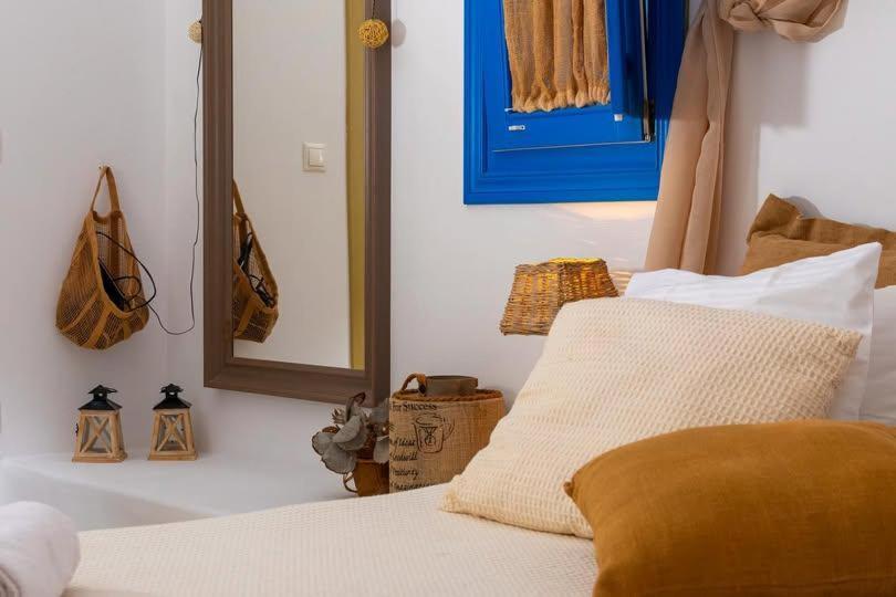 Villa Blue Meadow à Livadi  Extérieur photo